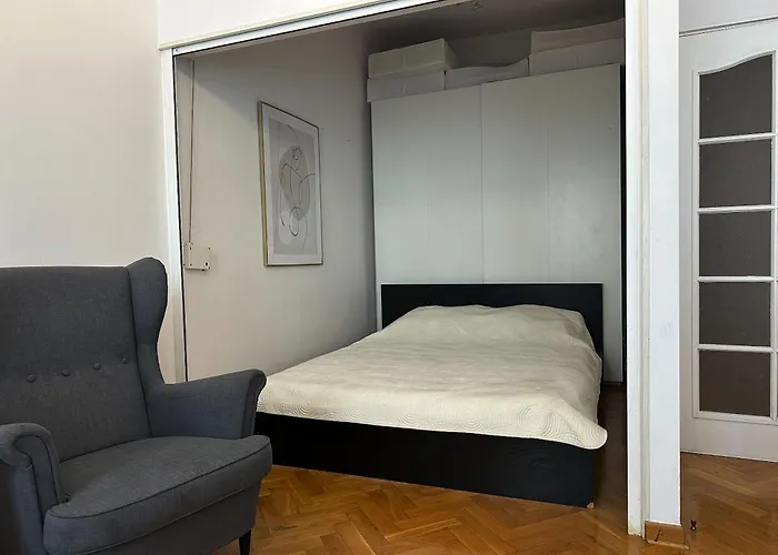 Charming Apartment At Old Town